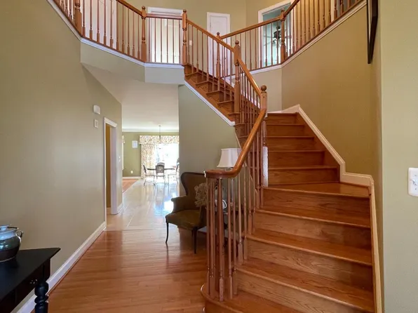 7607 Donerail Ct, Chesapeake Beach, MD 20732
