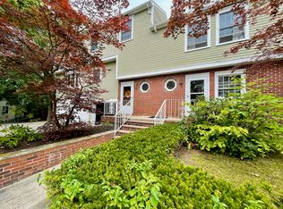 89 Nottinghill Rd, Boston, MA 02135
