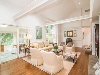 8 Twin Bridge Acre Rd, Westport, CT, 06880