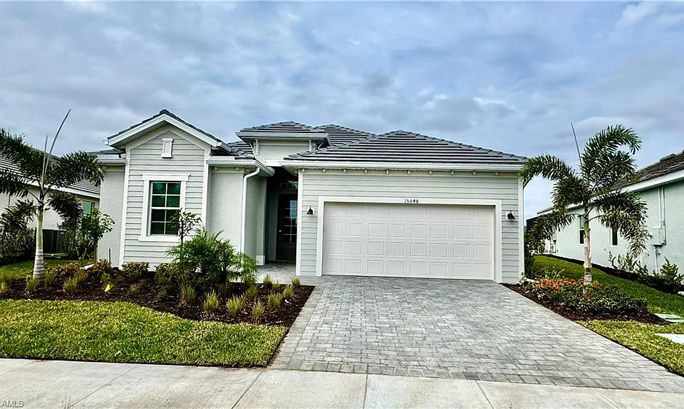 15048 Pinehurst Ln