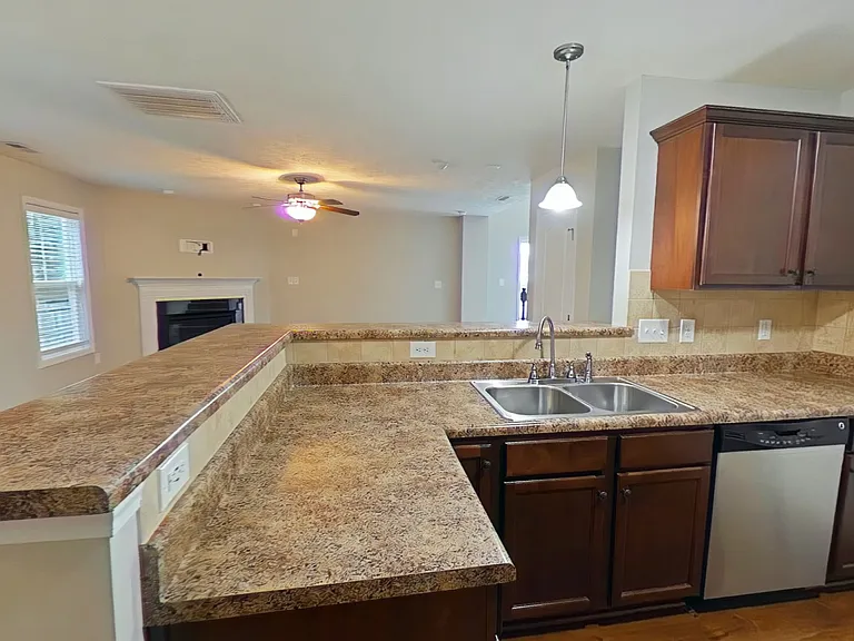 177 Bayleaf Dr — Photo 21