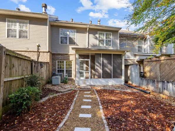 4088 River Walk Ln, Vestavia Hills, AL 35216