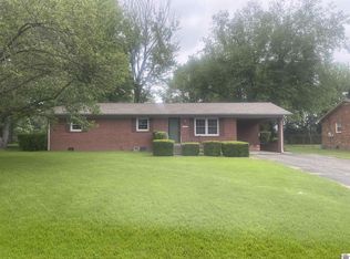 1610 Magnolia Dr, Murray, KY 42071