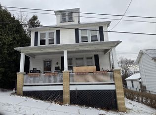 109 Oak St, Sugar Notch, PA 18706