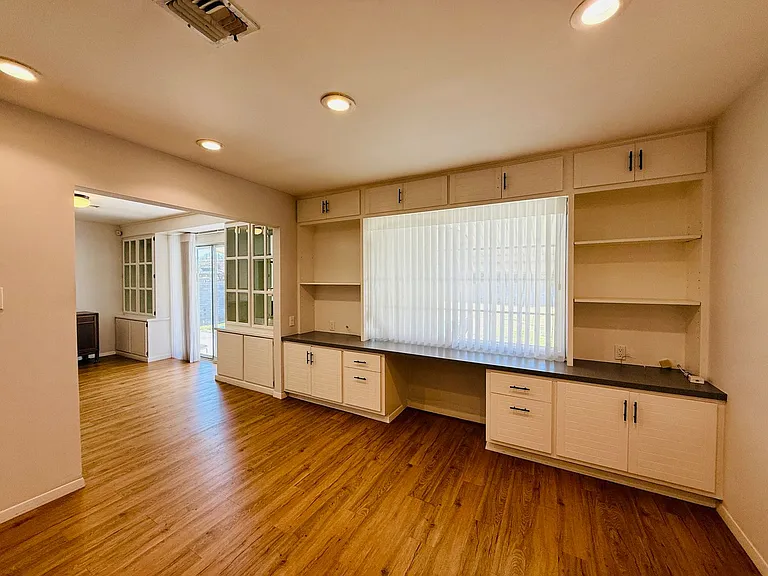 1208 Buehler Dr — Photo 18