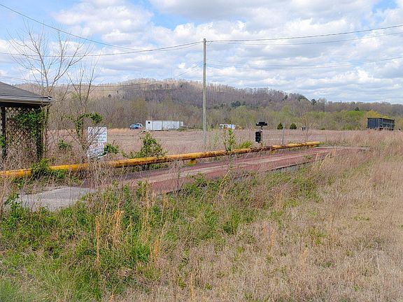 2nd image of 6235 S Highway 25 W
