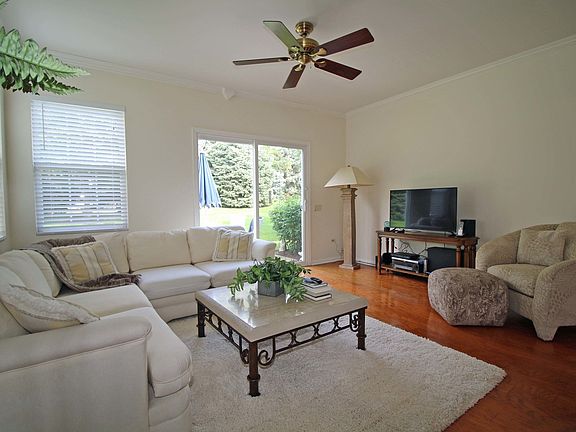 3rd image of 12288 White Tail Ln