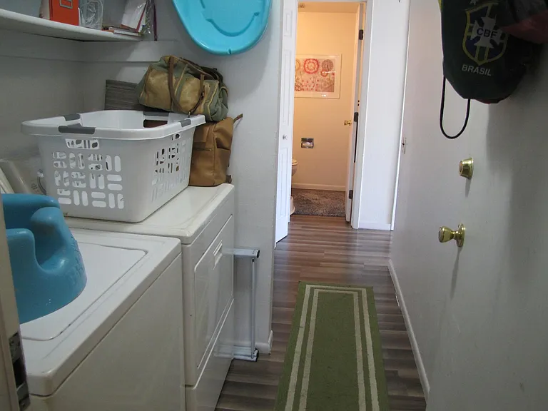 2662 E Easter Ave — Photo 15