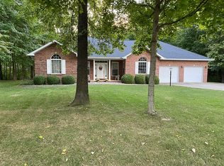 548 Shady Ln, Lebanon, IL 62254