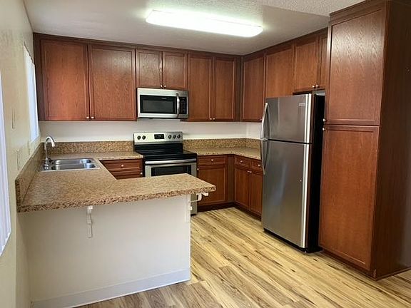 5th image of 9653 Carlton Hills Blvd #3