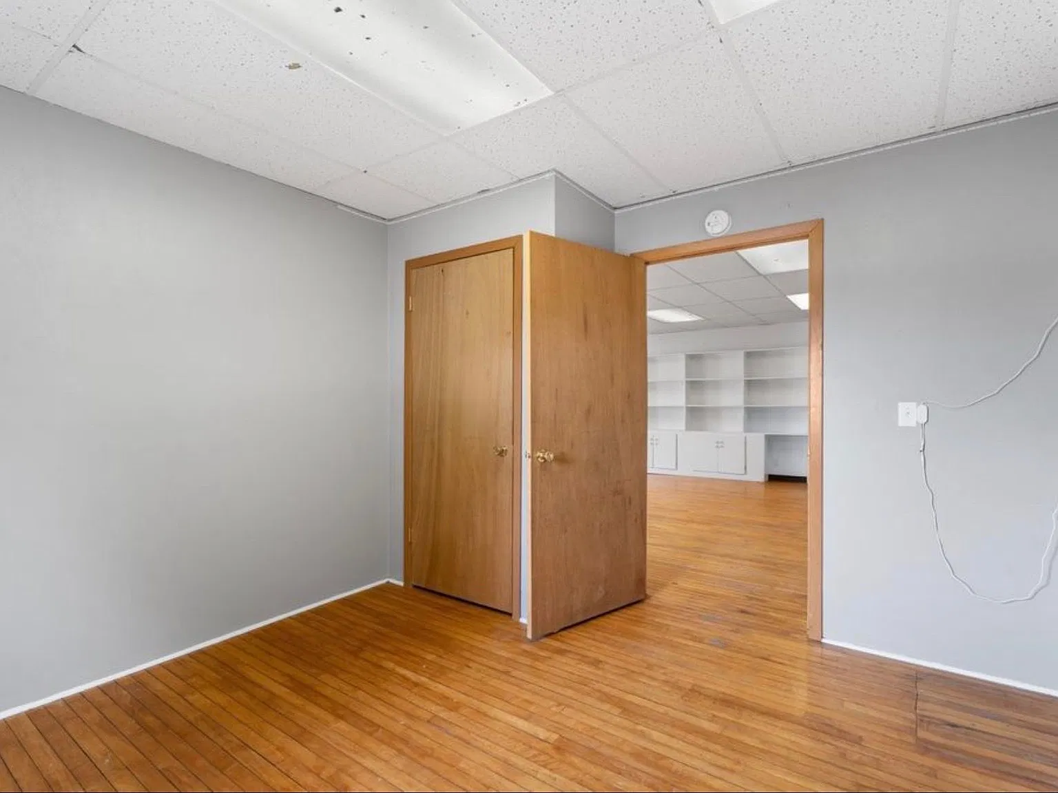2 bed, 1.0 bath, 900 sqft, $900 — Photo 4