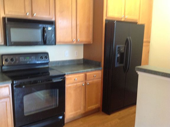 2nd image of 104-203 Sunset Cir