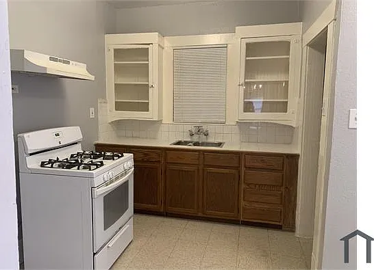 736 Rigsby Ave — Photo 7