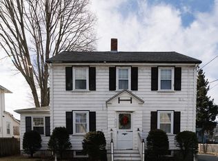 228 Manthorne Rd, West Roxbury, MA 02132