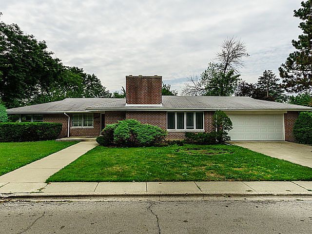 1st image of 3351 W Arthur Ave