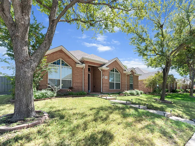 11350 Balcones Dr — Photo 59
