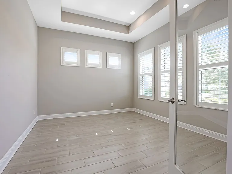 6133 Lungo Lago Dr — Photo 13