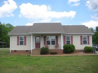 301 Running Meadows Rd, Portland, TN 37148