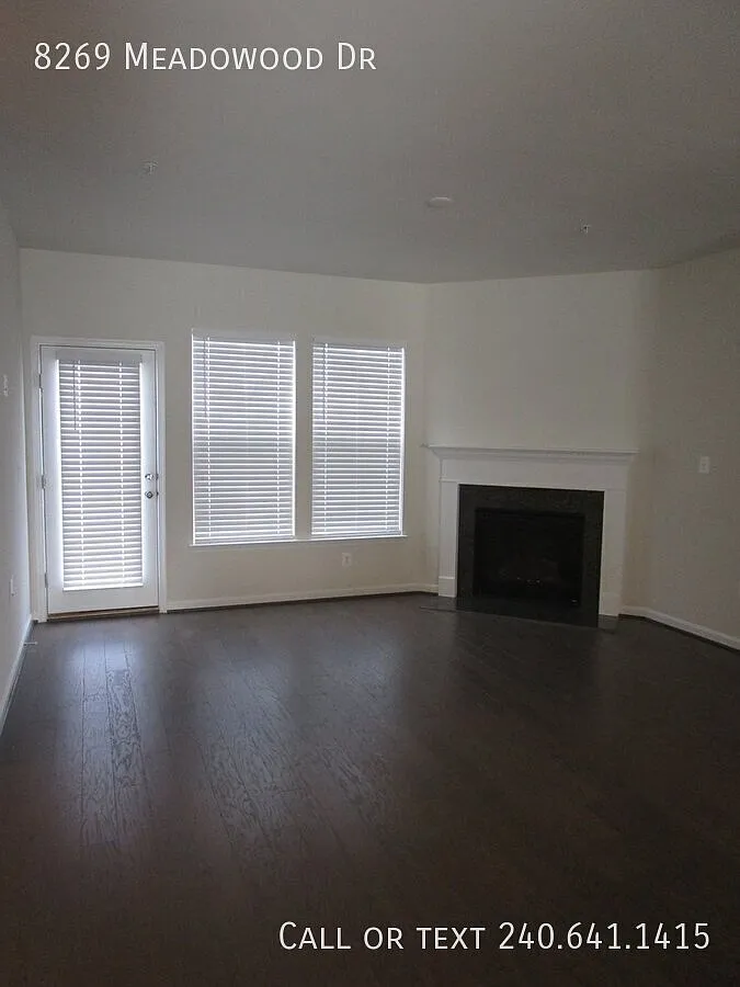 Lovely 4 BR/3.5 BA Townhome in Hanover! — Photo 3