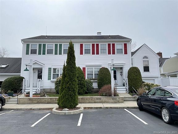 2nd image of 35 Coveside Ln #35