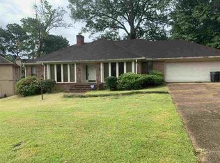 7 Dogwood Hill Dr, Jackson, MS 39211