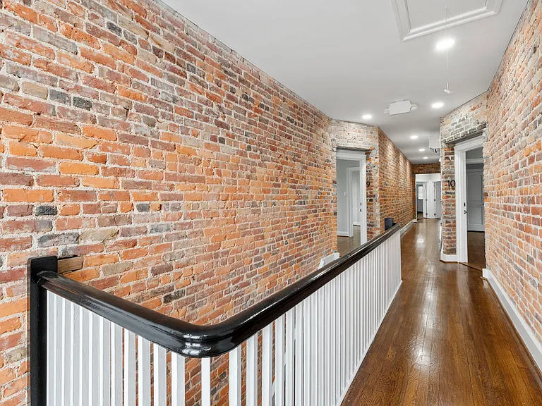 806 N Arthur Ashe Blvd #11 — Photo 10