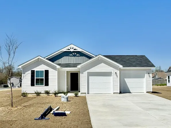 176 N N Squires Run Lane, Richlands, NC 28574