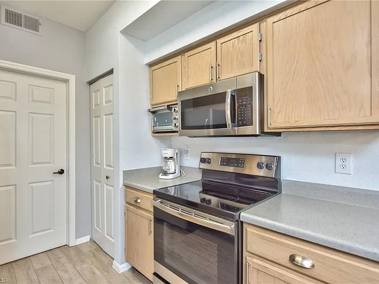 4610 Saint Croix Ln #1016 — Photo 7