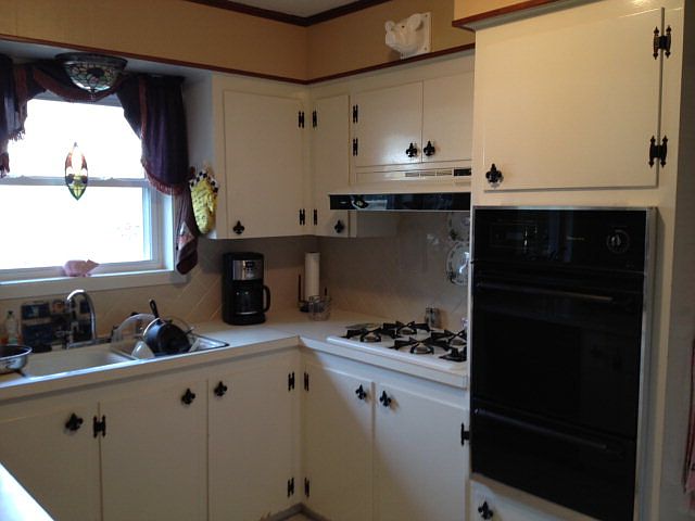 2nd image of 214 Malibou Blvd