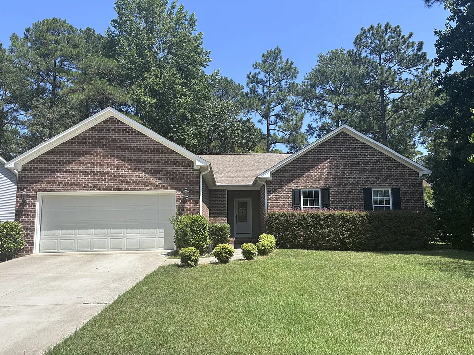 100 Kingswood Cir