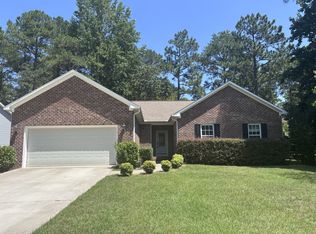 100 Kingswood Cir, Pinehurst, NC 28374