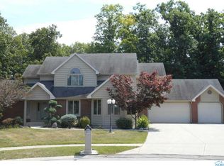 1630 Stonemore Dr, Defiance, OH 43512