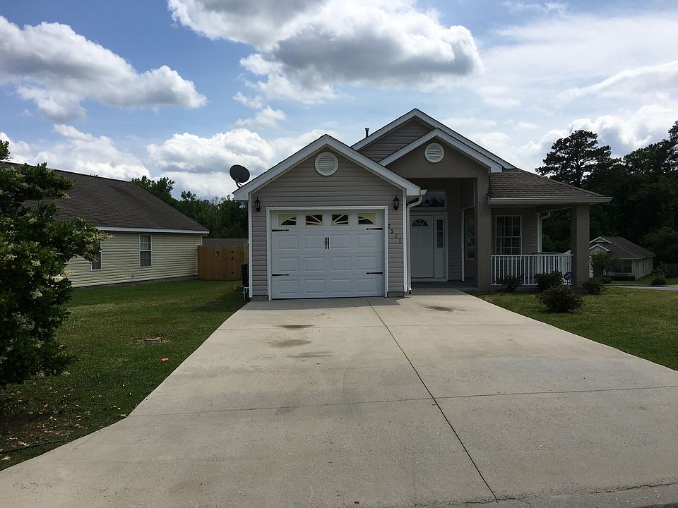 1st image of 3368 Golden Rain Dr