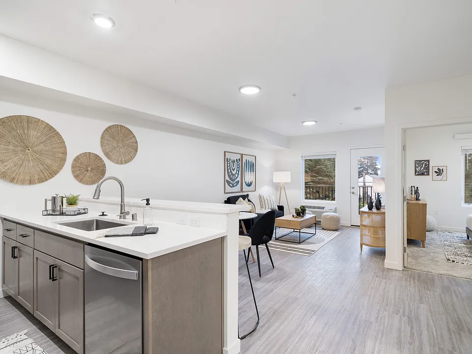 The Oliveen apartments community photo