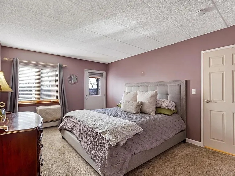180 Green St #204 — Photo 7