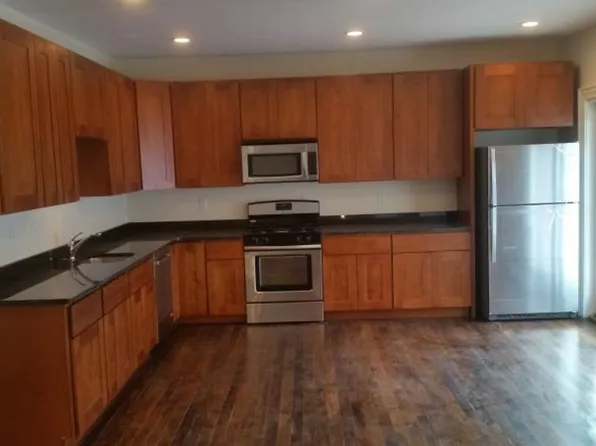 29 Commonwealth Ter, Brighton, MA