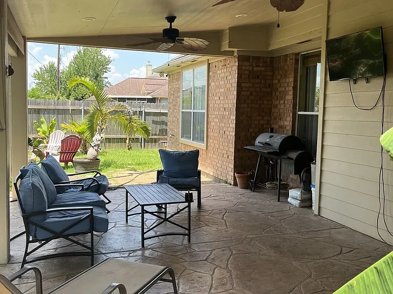 1627 Park Harbor Estates Dr — Photo 4