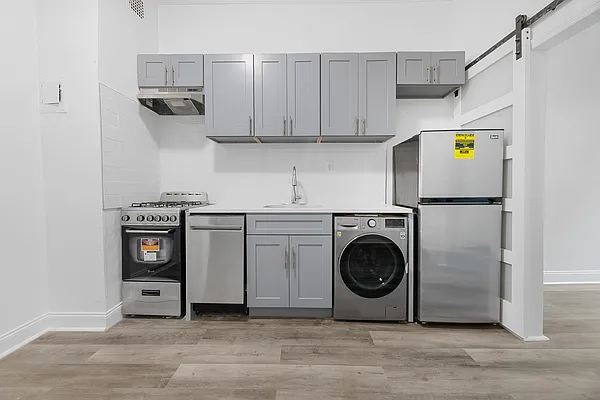 Rented by REAL New York | media 13