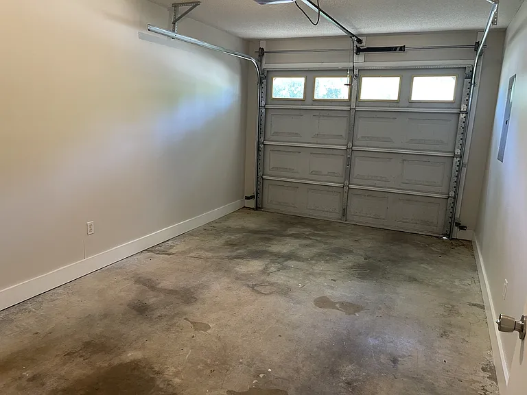 112 Candle Brook Dr — Photo 12