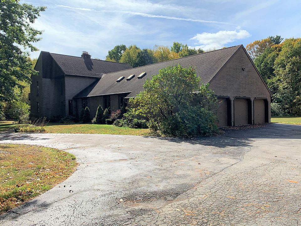 422 Crescent Ave, Saratoga Springs, NY 12866 Zillow