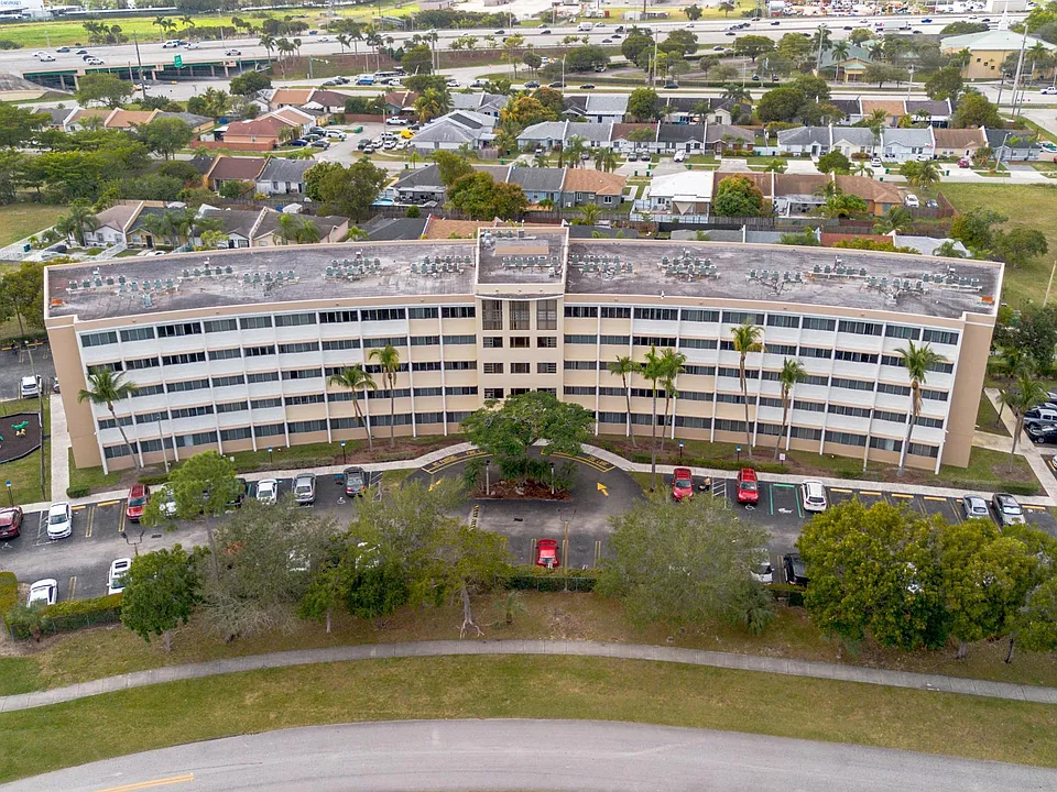 Richmond Pine Apartments