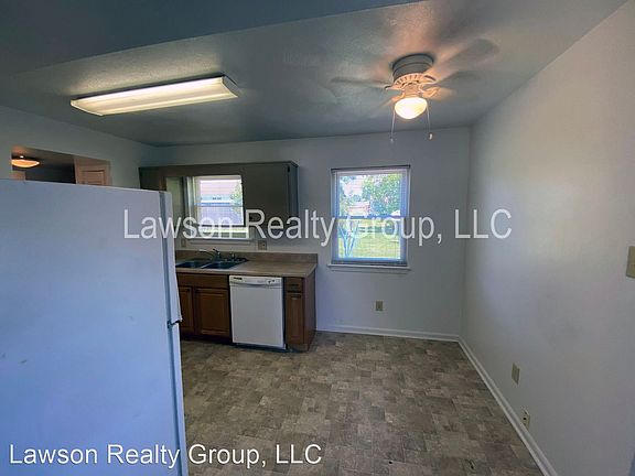 4th image of 629 Moran Ave