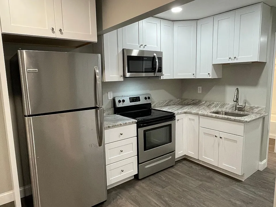 3613 Pleasant Ave #2
