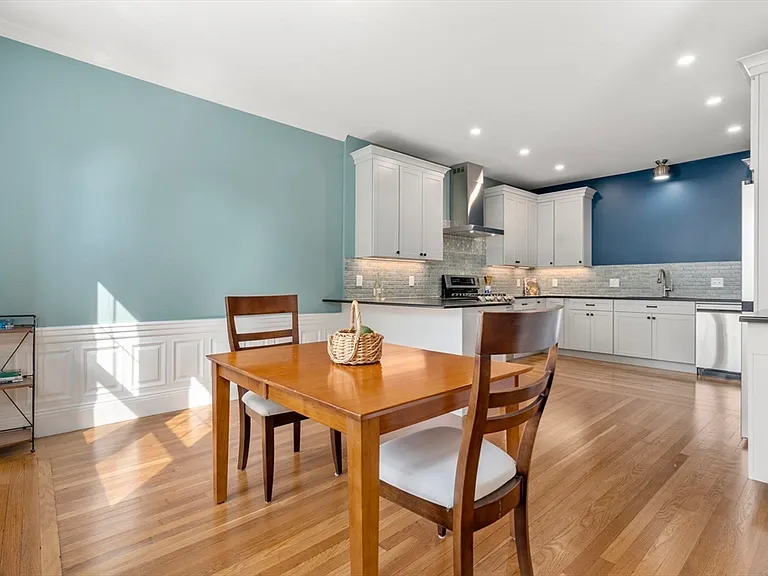 132 Sewall Ave #C — Photo 10