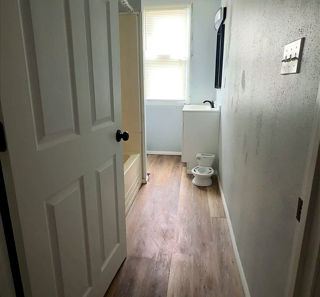 2 bed, $1,275 — Photo 4