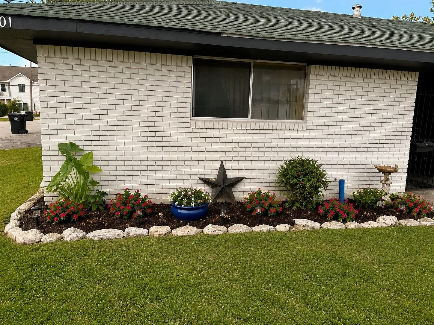 1 bed, 1.0 bath, $1,000 — Photo 2
