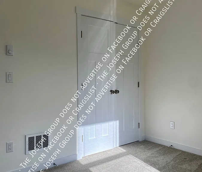 2285 Brome St #C — Photo 21