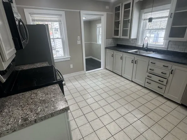 (undisclosed Address), Rehoboth, MA 02769