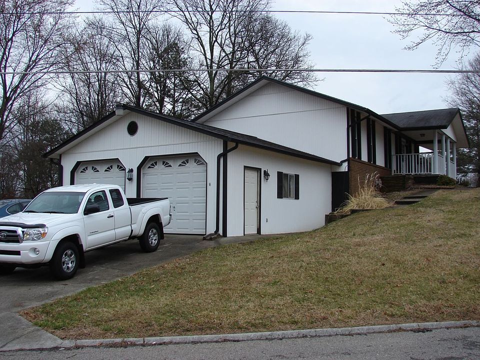 1st image of 6800 Ellesmere Dr