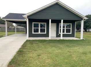 1019 Chesnut Ln, Cooper, TX 75432